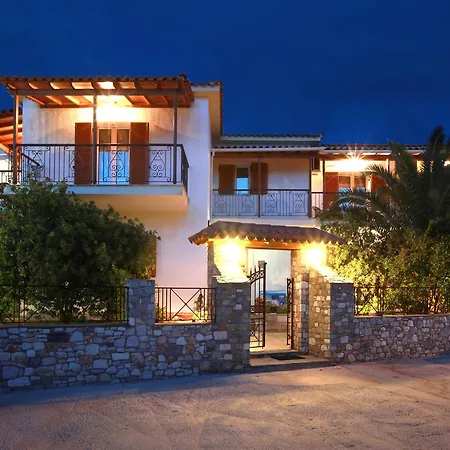 Pavlos Maria Lägenhetshotell